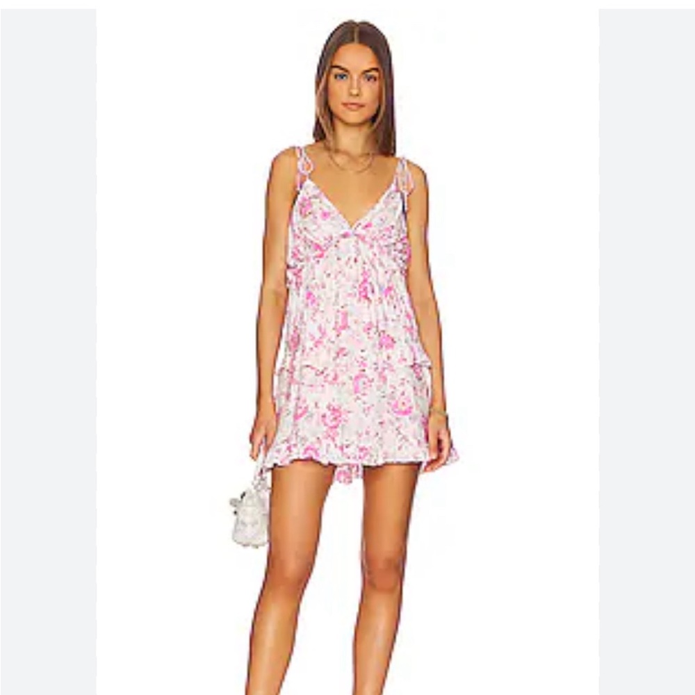 Summer sun dress! Floral mini